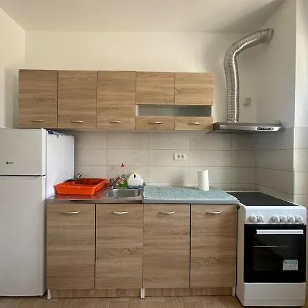 Appartement Modern 2br - Smart Tv And Wifi *