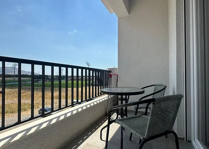 Modern 2br - Smart Tv And Wifi Appartement *