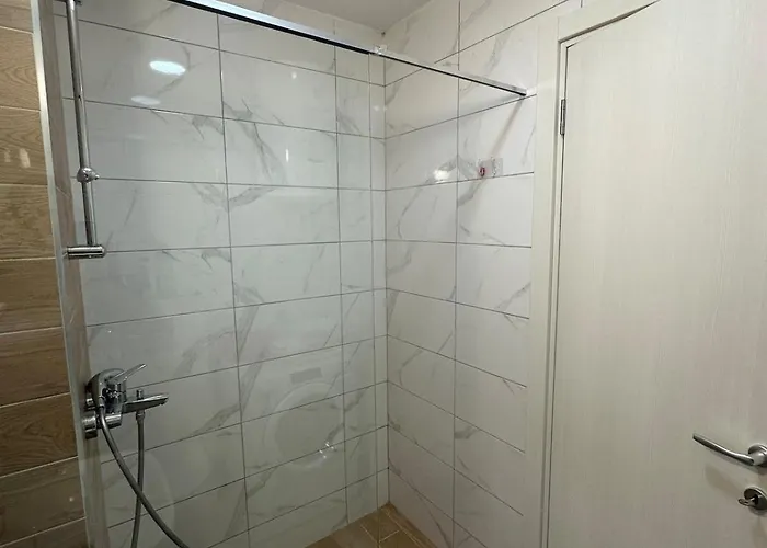 Modern 2br - Smart Tv And Wifi * Podgorica